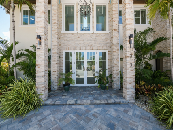 Luxury Anna Maria Island Vacation Pool Home Sleeps 8 Guests